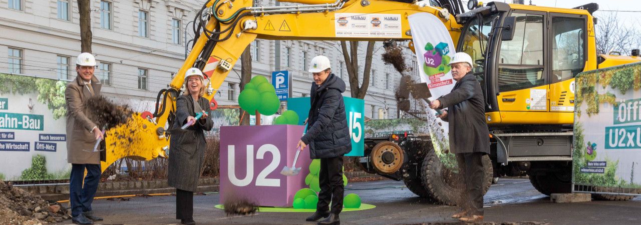 Spatenstich bei U-Bahn-Baustelle