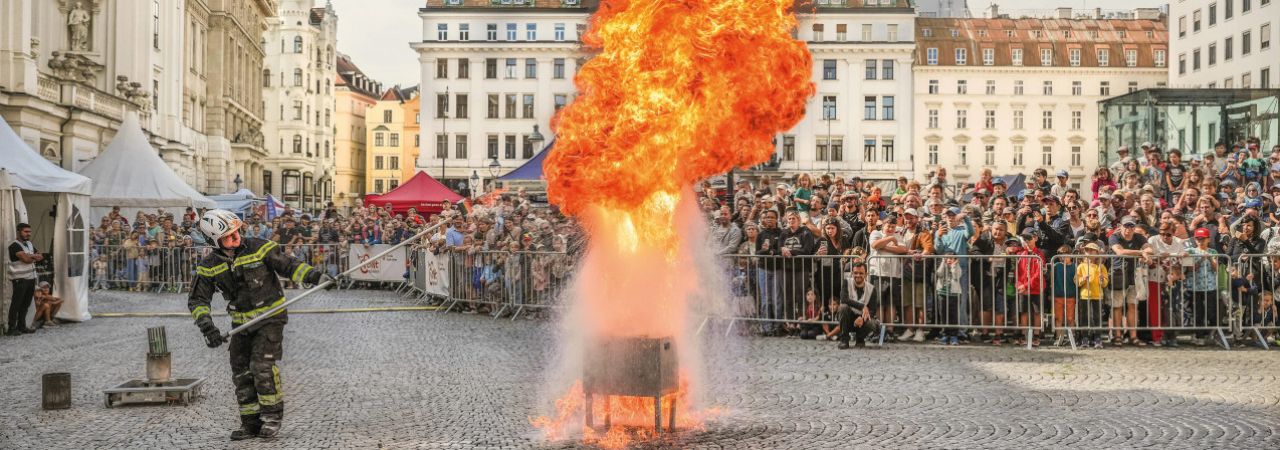Vorführung am Wiener Feuerwehrfest