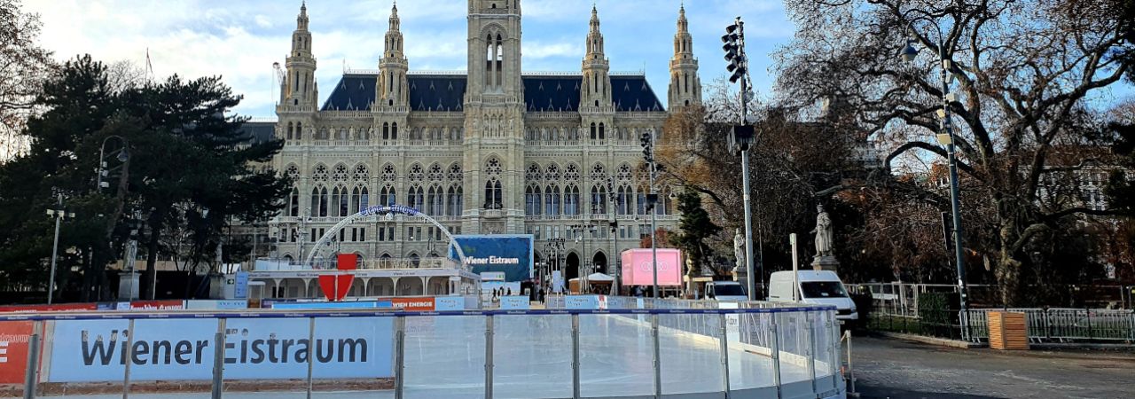 Eisfläche vor dem Wiener Rathaus
