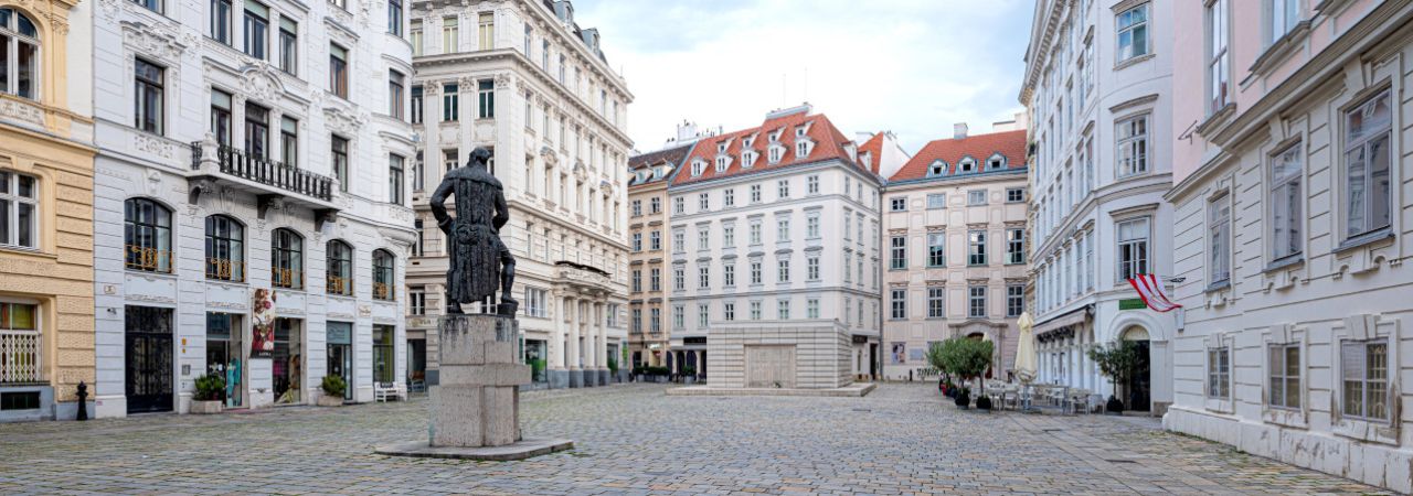 Der Judenplatz mit Blick auf das Jüdische Museum Wien