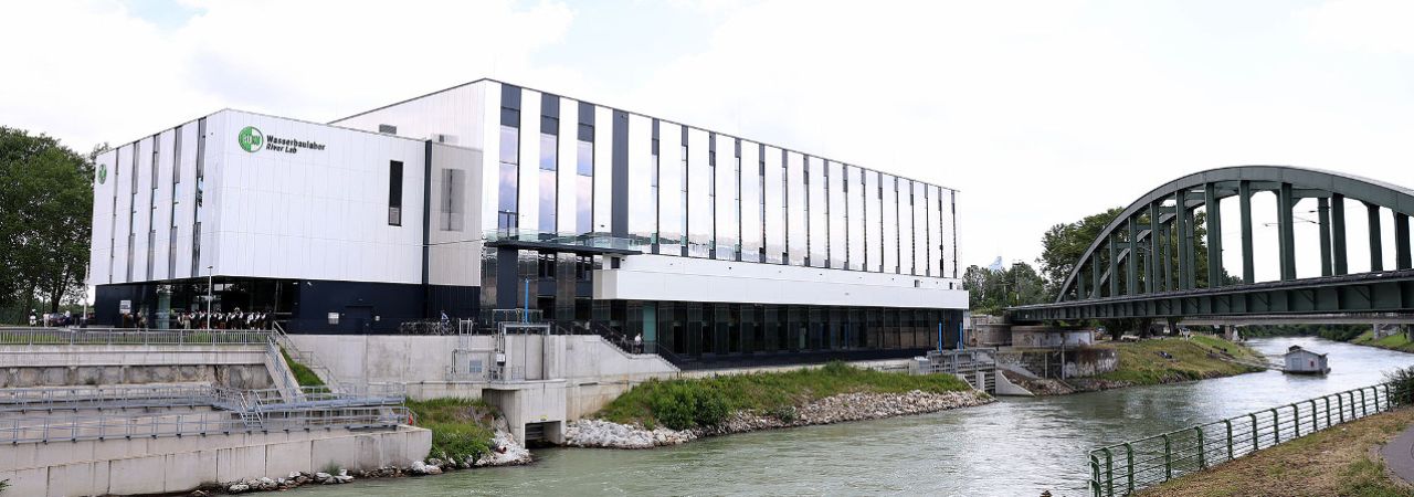 zgrada hidrotehničkog laboratorija pored Dunava u Beču