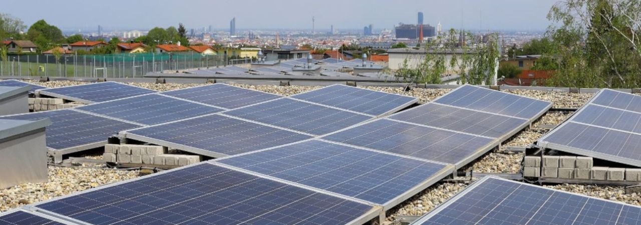 Solarno postrojenje na krovu stambene zgrade