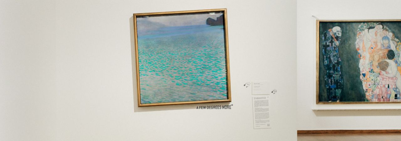 Ukoso obješeni pejzaž Gustava Klimta