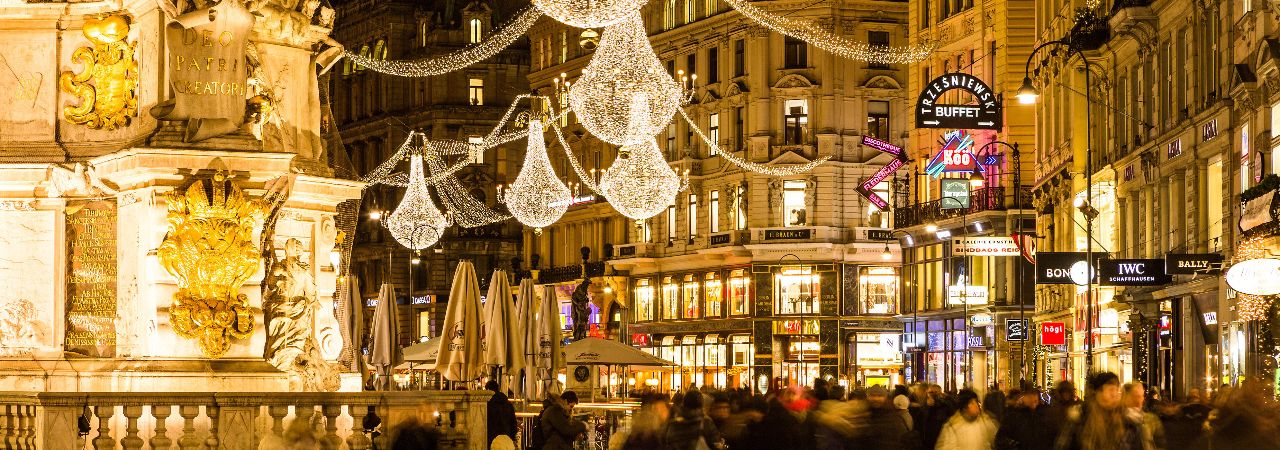 Vánoční osvětlění na vídeňské ulici Graben