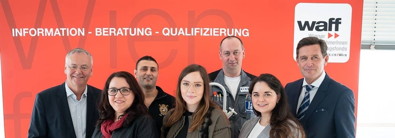 Gruppenbild bei der Präsentation der Qualifizierungsinitiative